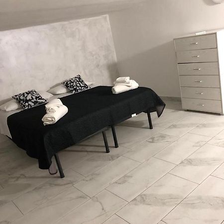 Casetta Bianca Apartment Napoli Bagian luar foto