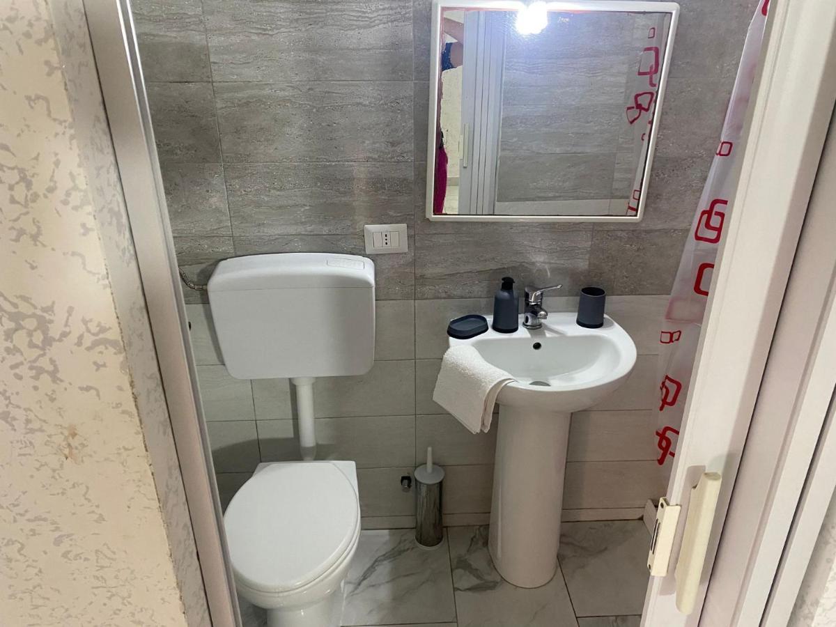 Casetta Bianca Apartment Napoli Bagian luar foto
