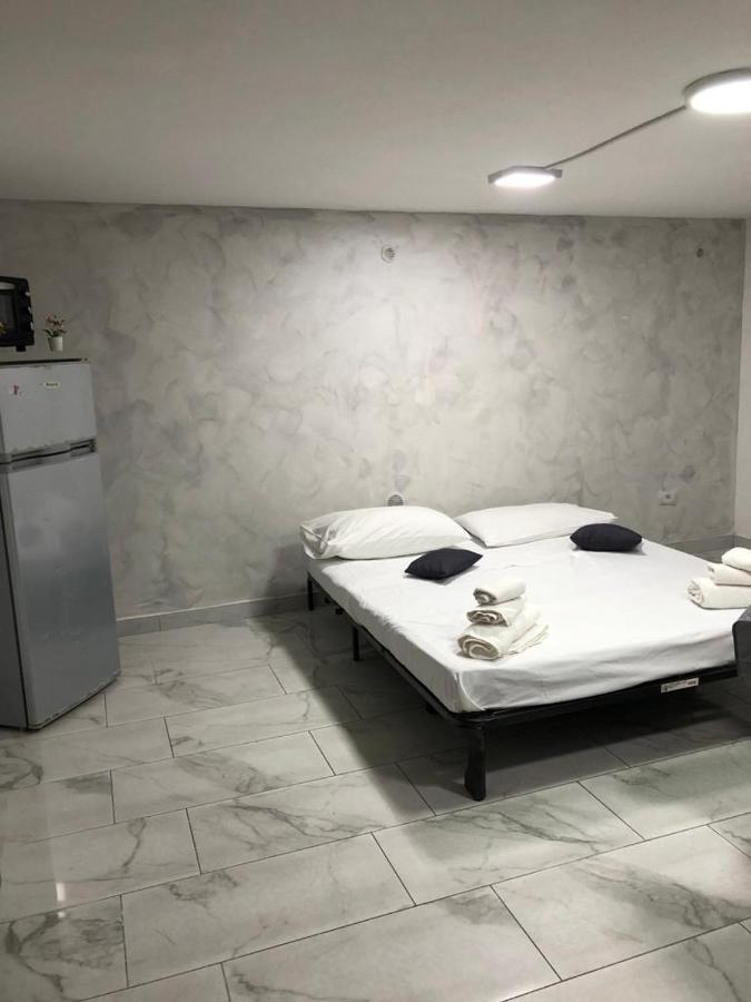 Casetta Bianca Apartment Napoli Bagian luar foto